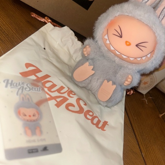 POP MART Other - Pop Mart Hehe Labubu Have A Seat Plushie Labubu